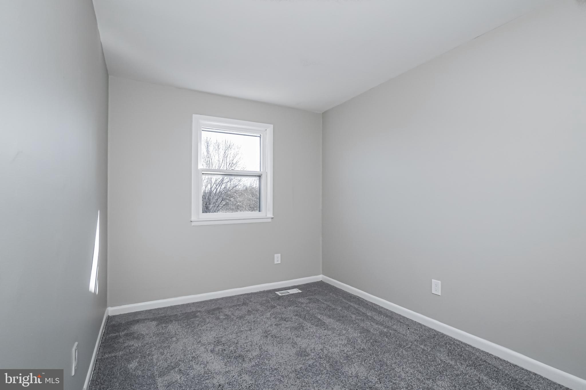 18 Hatteras Court Elkton, MD 21921 - Photo 12 of 21 an empty room with a window