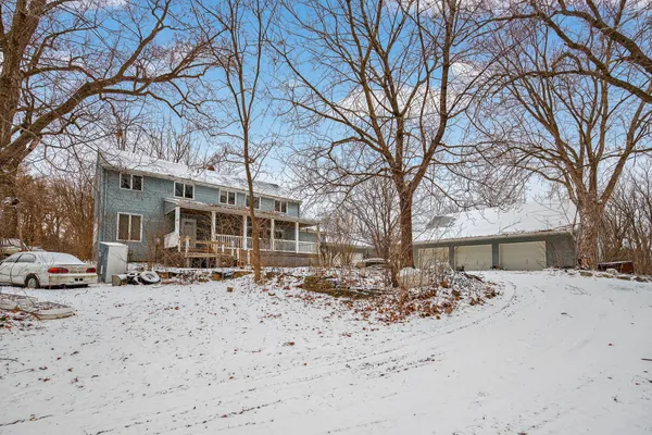 $825,000 | 19670 Excelsior Boulevard, Deephaven, MN 55331