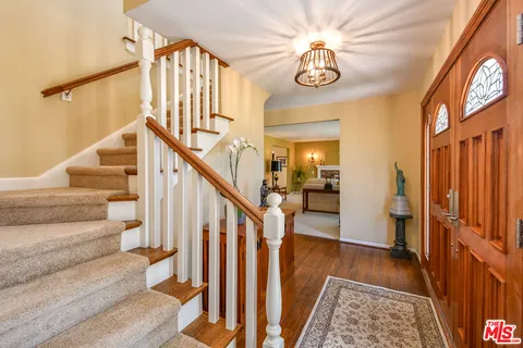 $1,328,000 | 10828 Amigo Avenue, Porter Ranch, CA 91326
