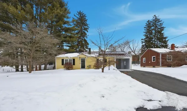 $269,500 | 73 Timber Lane, Springfield, MA 01119