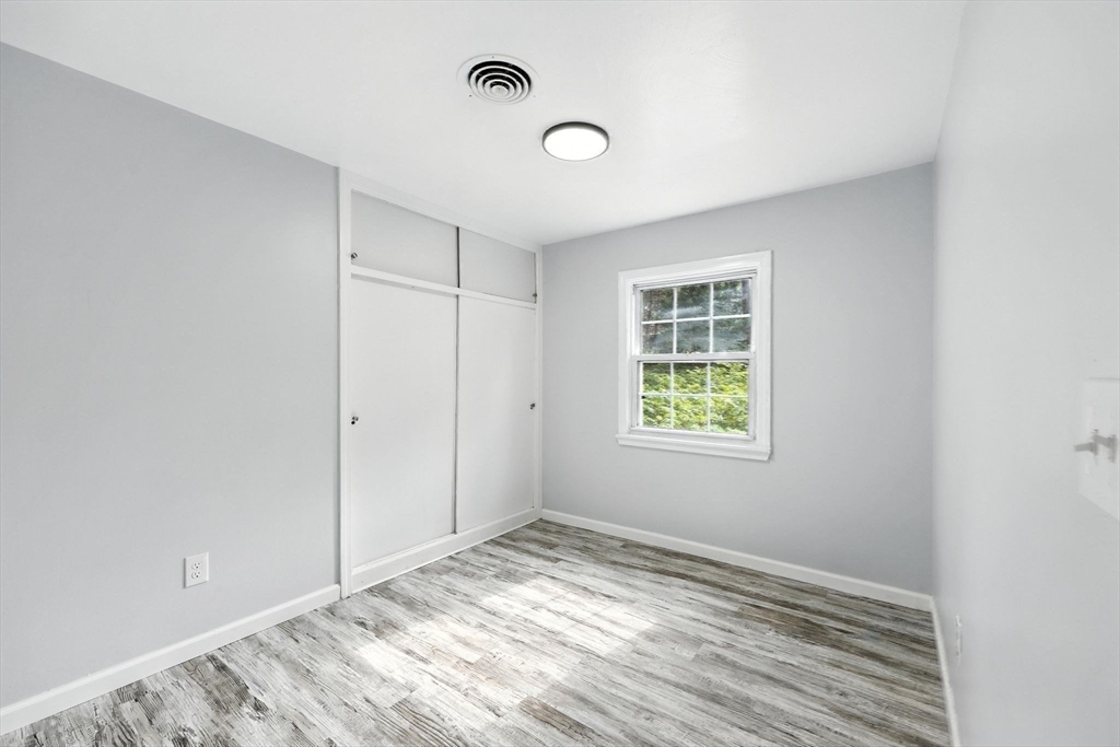 73 Timber Lane Springfield, MA 01119 - Photo 15 of 22