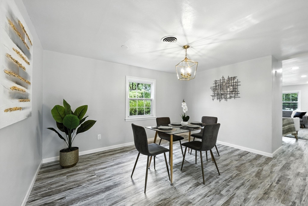 73 Timber Lane Springfield, MA 01119 - Photo 7 of 22