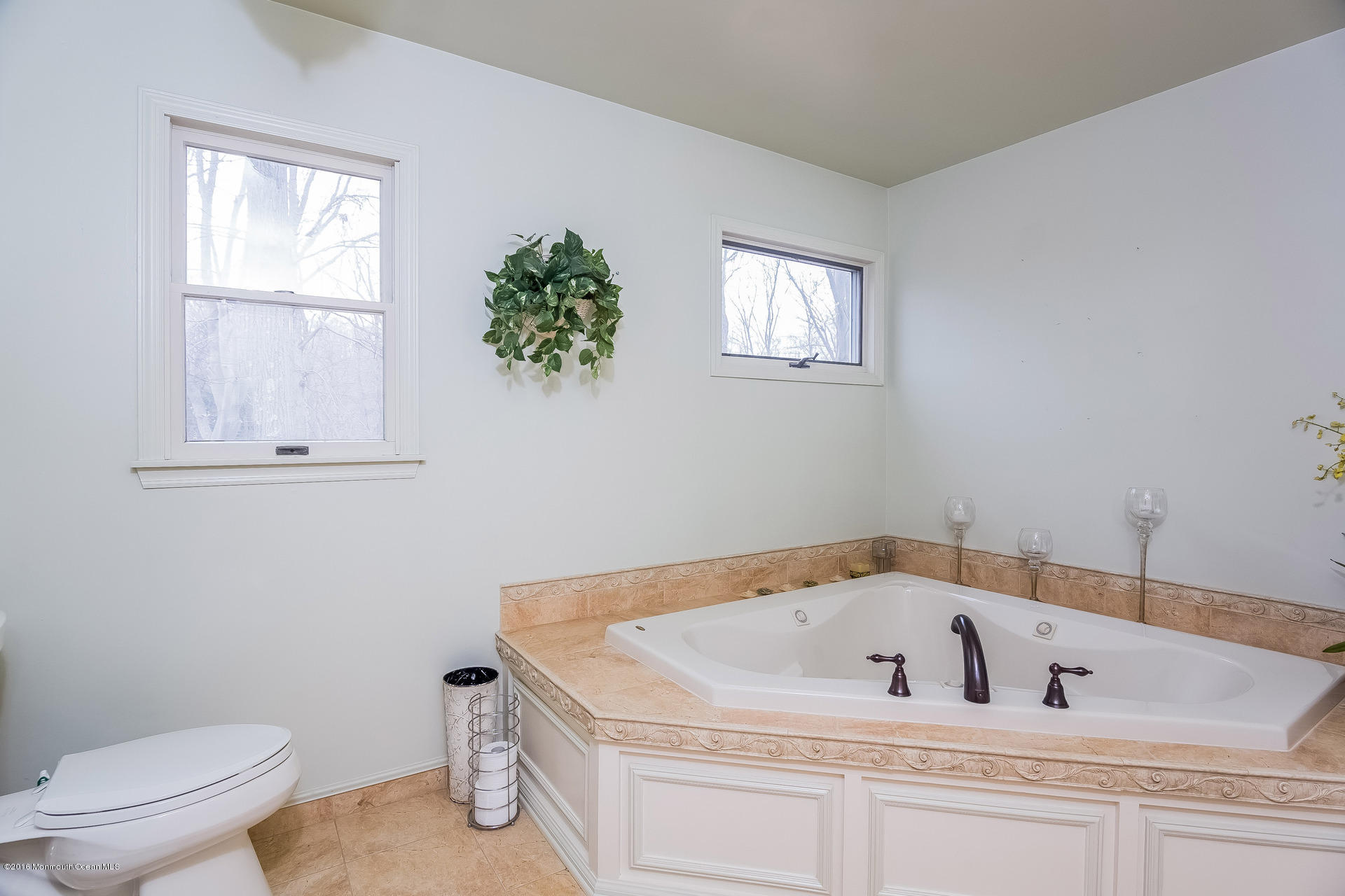 11 Red Hawk Road South Colts Neck, NJ 07722 - Photo 17 of 25 018-Master_Bathroom-2519554-medium