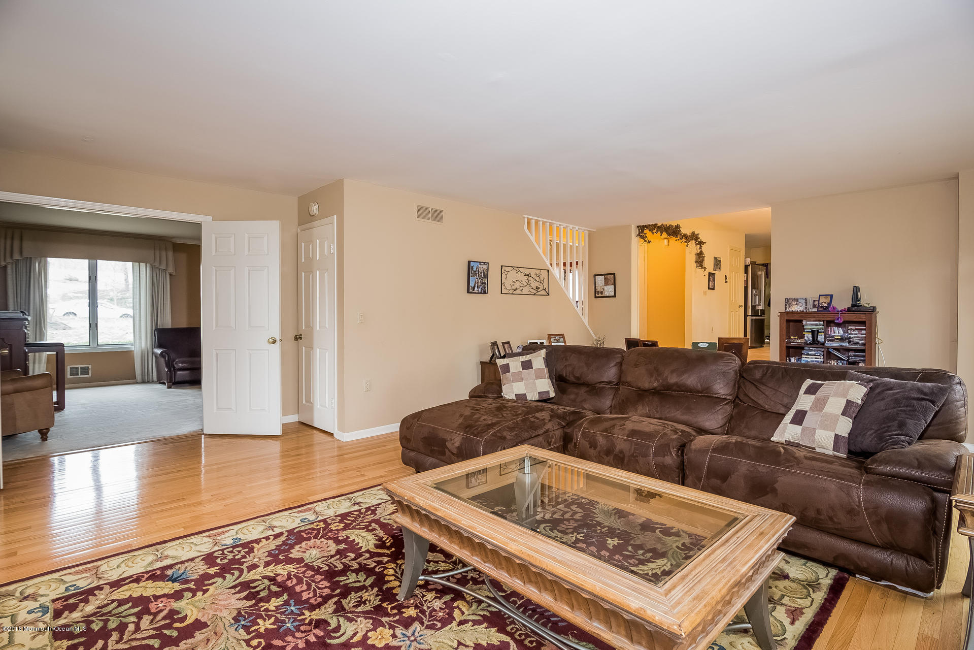 11 Red Hawk Road South Colts Neck, NJ 07722 - Photo 7 of 25 009-Living_Room-2519548-medium