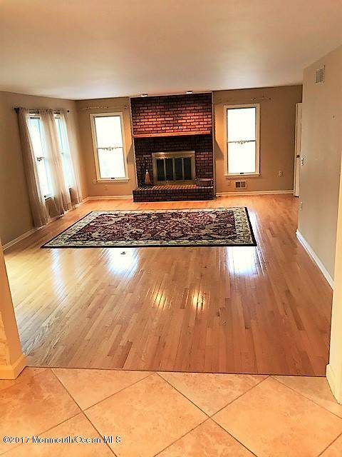 11 Red Hawk Road South Colts Neck, NJ 07722 - Photo 10 of 25 Famly Room