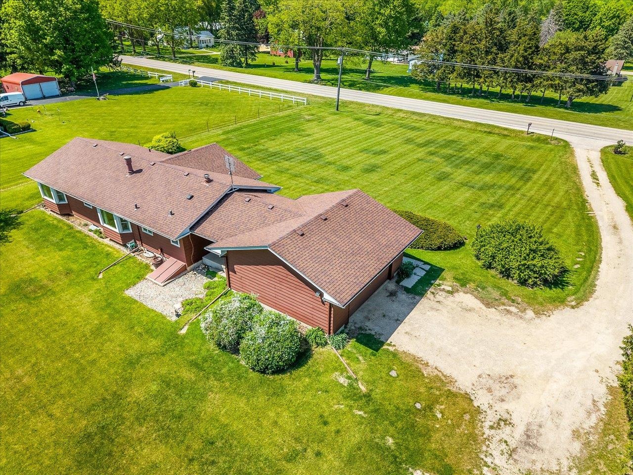 9640 Cunningham Road Winnebago, IL 61088 - Photo 48 of 54