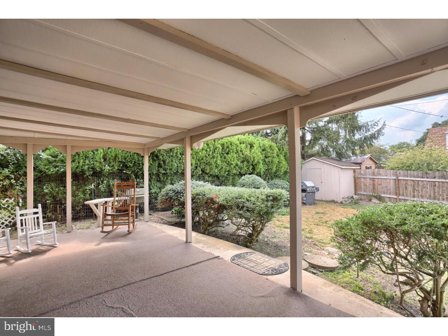 2405 Laurel Road Reading, PA 19609 - Photo 22 of 25 Gallery Image 22