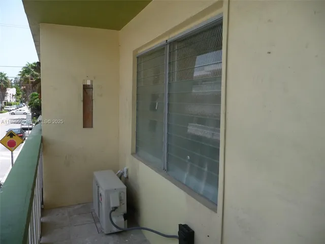 $1,525 | 851 Meridian Avenue, Unit 23, Miami Beach, FL 33139