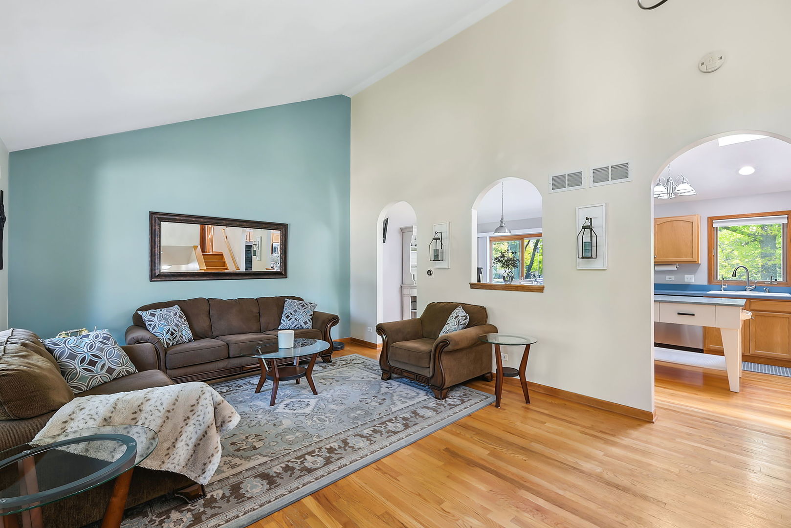 1131 Hart Road Batavia, IL 60510 - Photo 4 of 26 Gallery Image 4