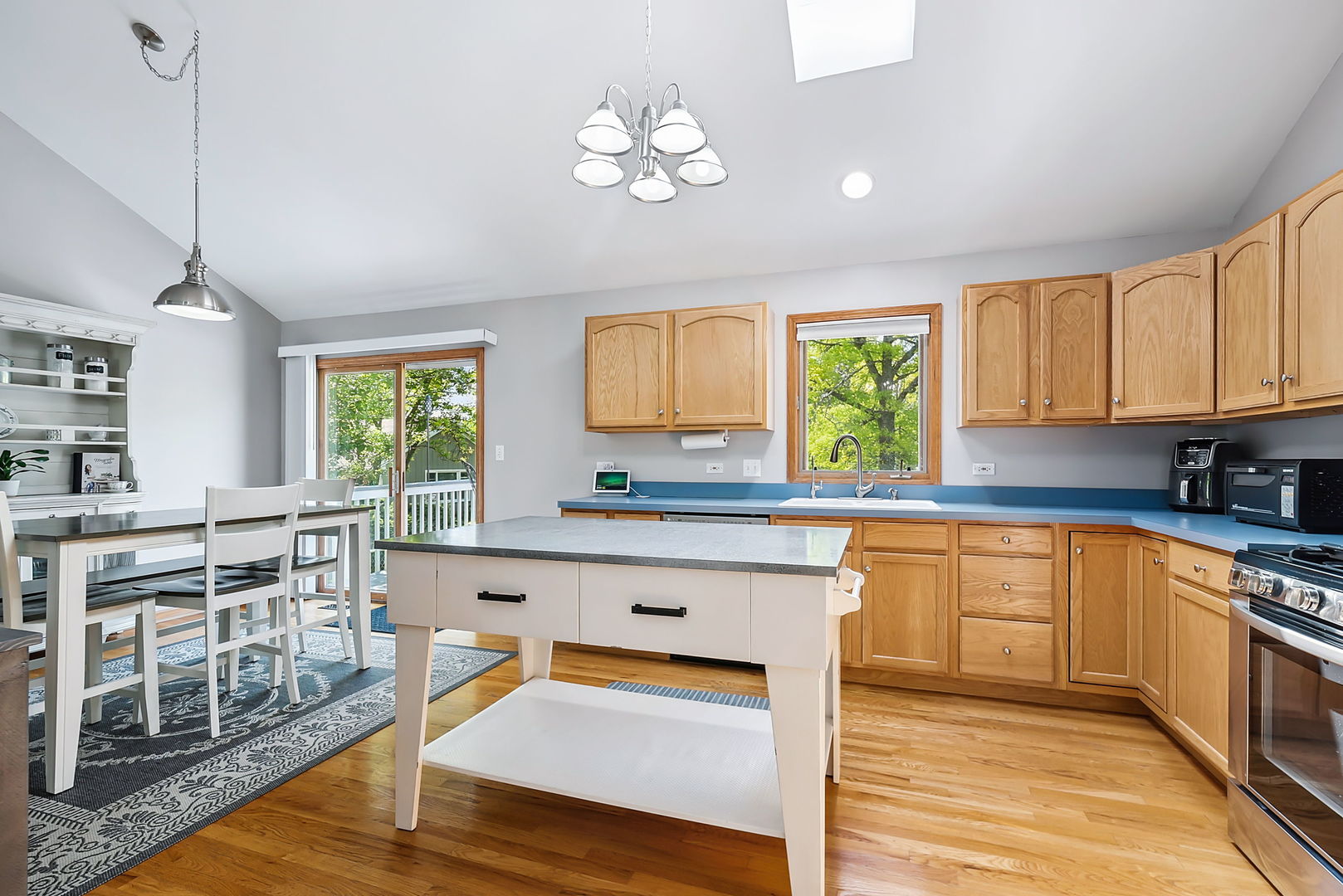 1131 Hart Road Batavia, IL 60510 - Photo 7 of 26 Gallery Image 7
