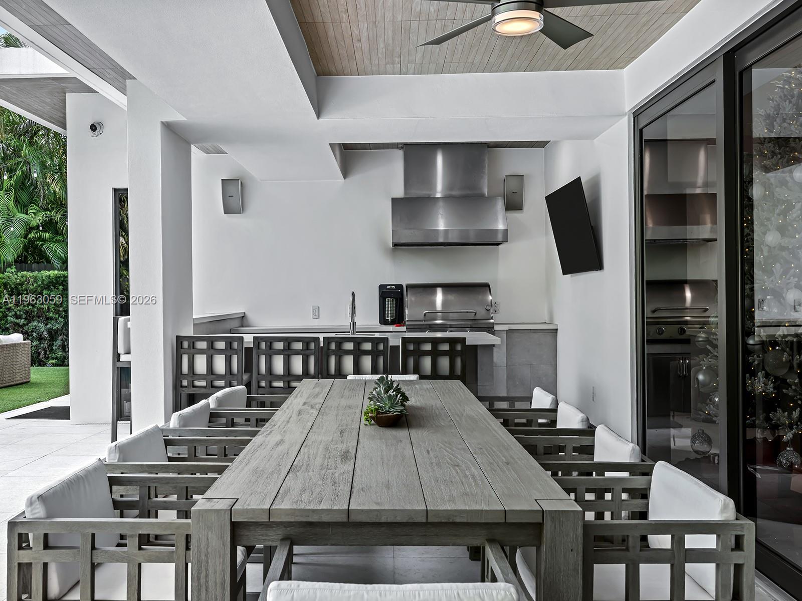 7701 Southwest 50th Court Miami, FL 33143 - Photo 17 of 19