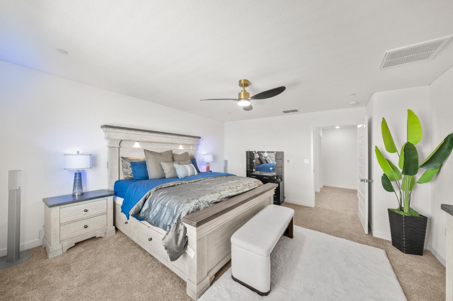 8488 Anker Way Elk Grove, CA 95757 - Photo 35 of 53