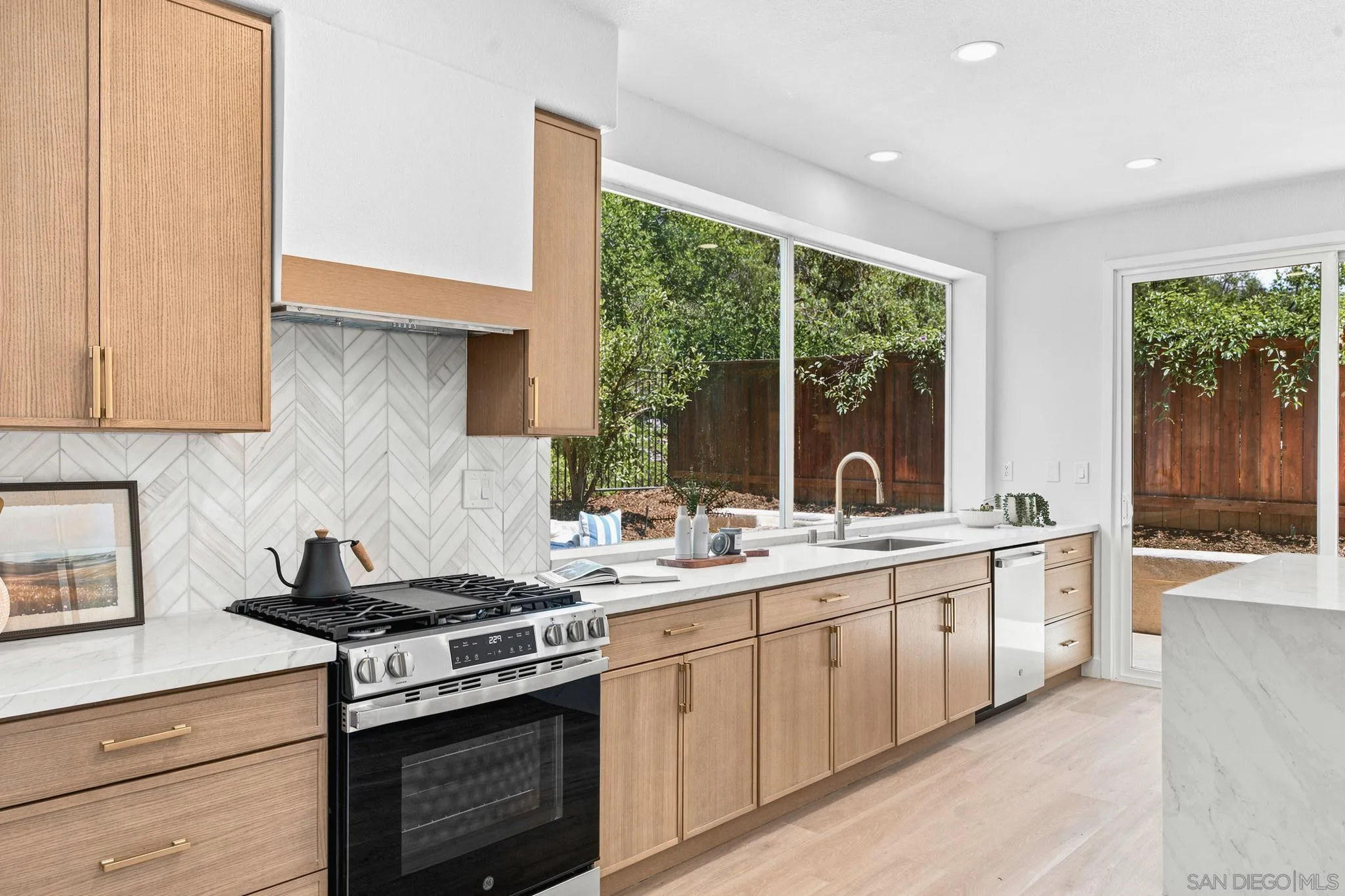 13679 Essence Road San Diego, CA 92128 - Photo 12 of 26