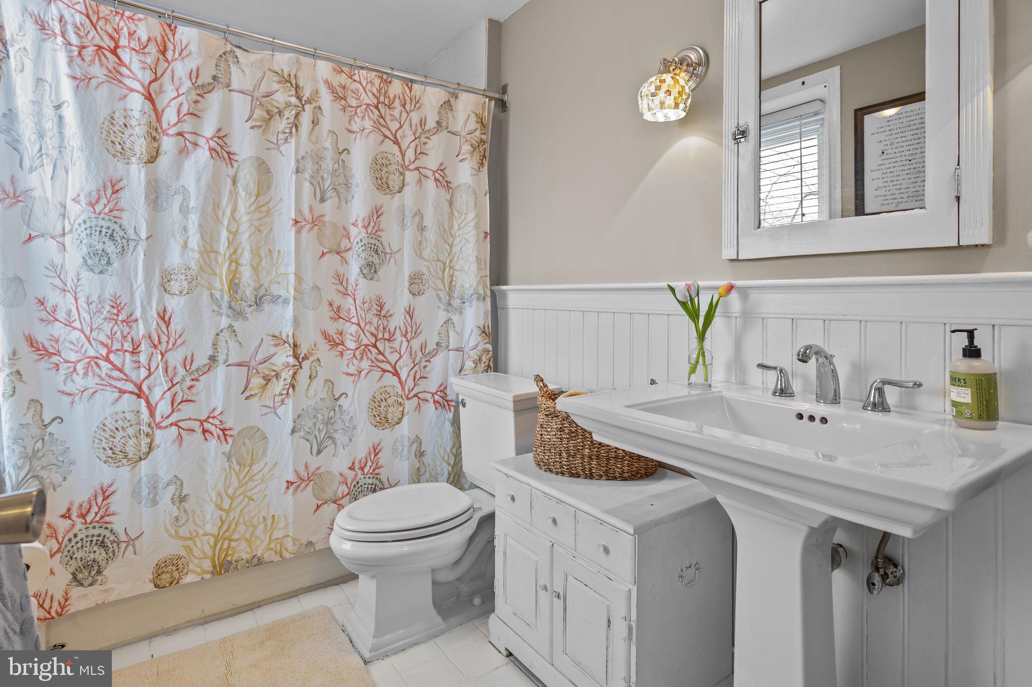 453 Delmar Street Philadelphia, PA 19128 - Photo 23 of 27