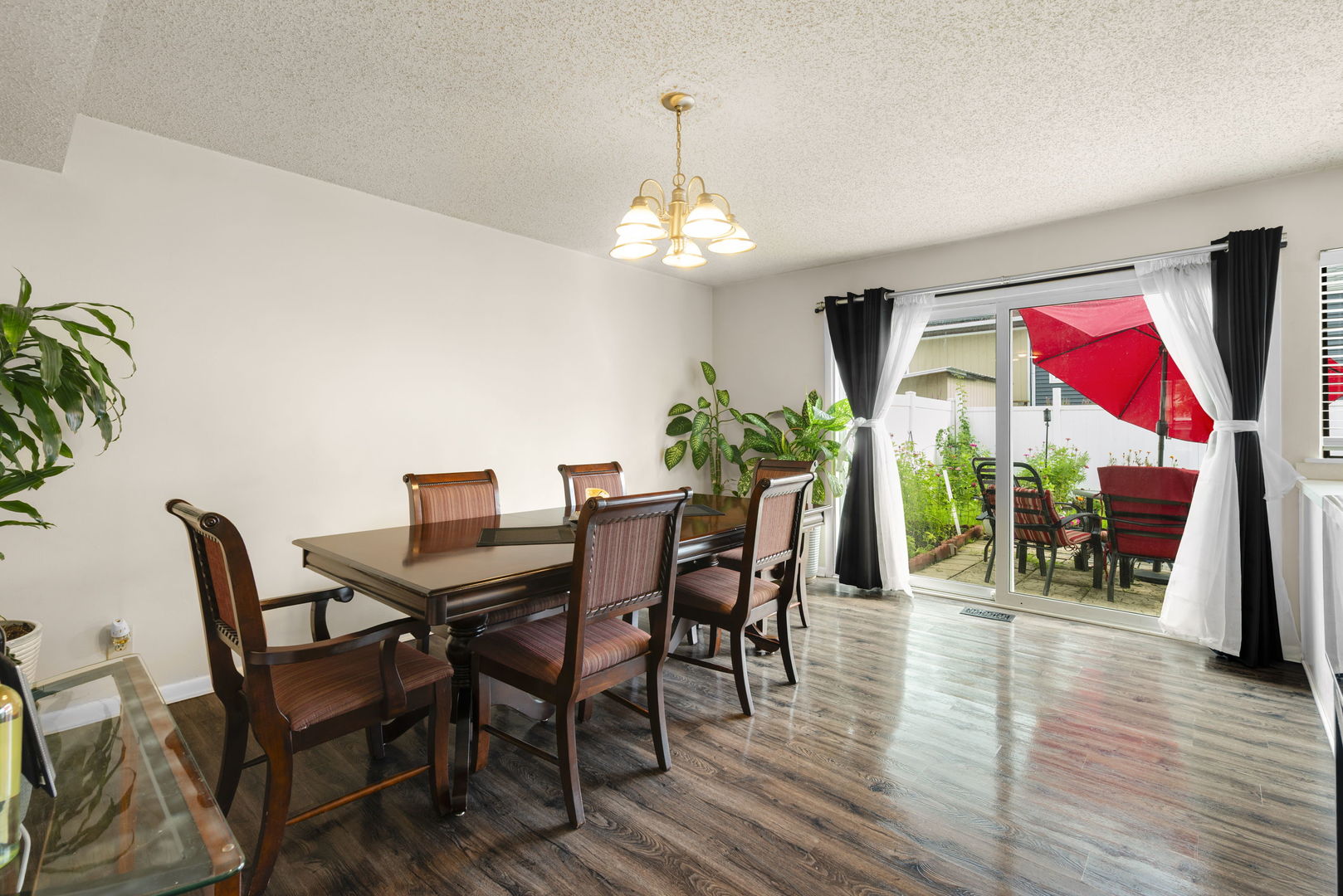 514 Gardiner Court Romeoville, IL 60446 - Photo 6 of 17 Gallery Image 6