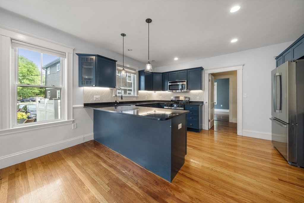 772 Centre Street, Unit 2 Boston, MA 02130 - Photo 8 of 36