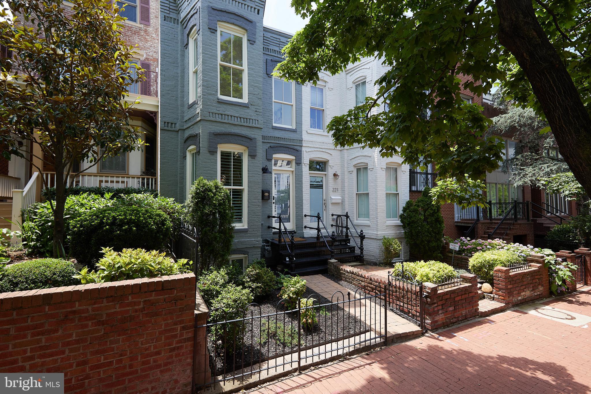 221 E Street Northeast Washington, DC 20002 - Photo 5 of 41