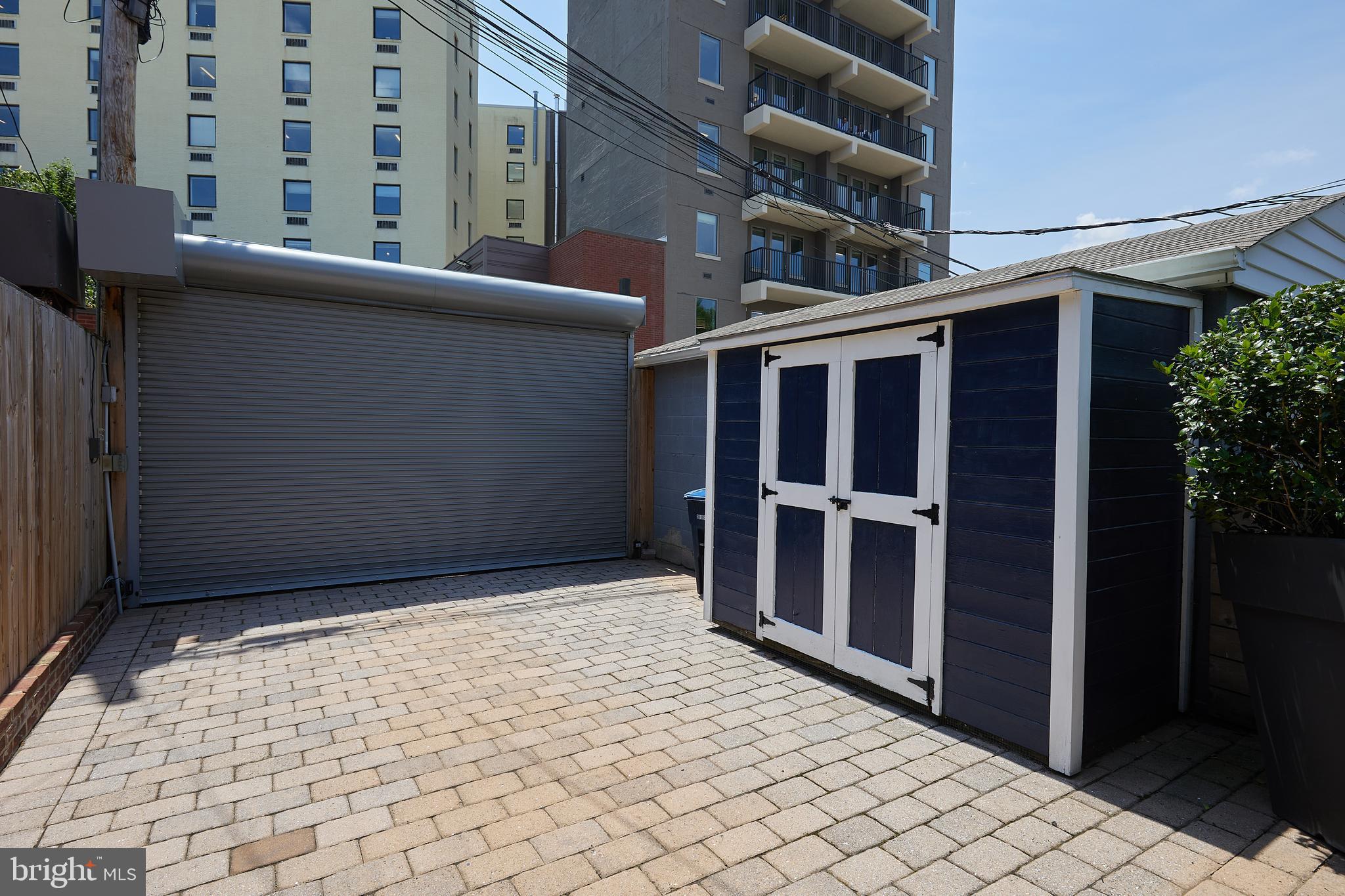221 E Street Northeast Washington, DC 20002 - Photo 7 of 41