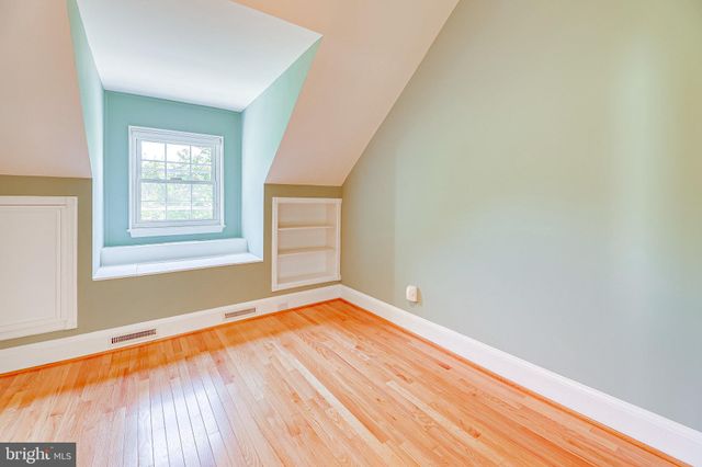 $1,100,000 | 723 West Braddock Road, Alexandria, VA 22302