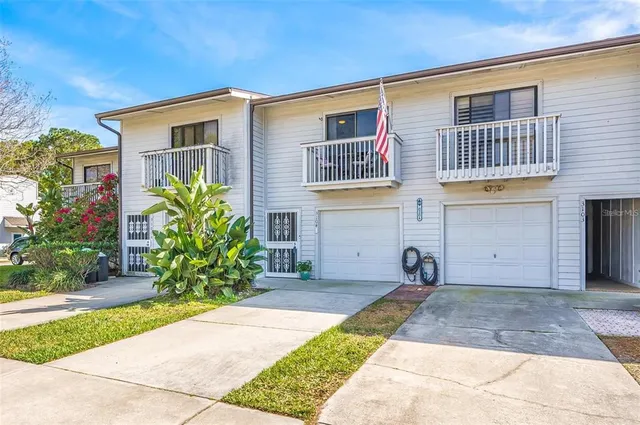 $2,000 | 6264 92nd Place North, Unit 3104, Pinellas Park, FL 33782