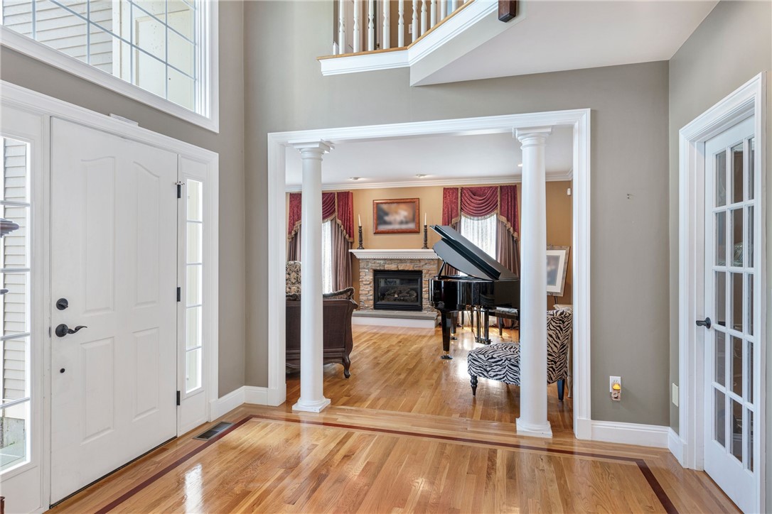 81 Crest Drive Cranston, RI 02921 - Photo 13 of 50