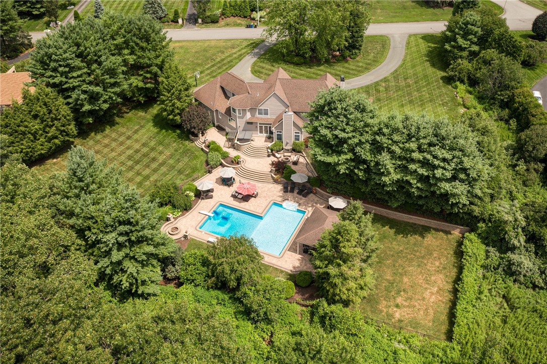 81 Crest Drive Cranston, RI 02921 - Photo 46 of 50