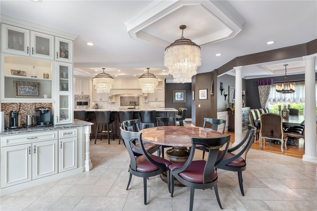 81 Crest Drive Cranston, RI 02921 - Photo 8 of 50