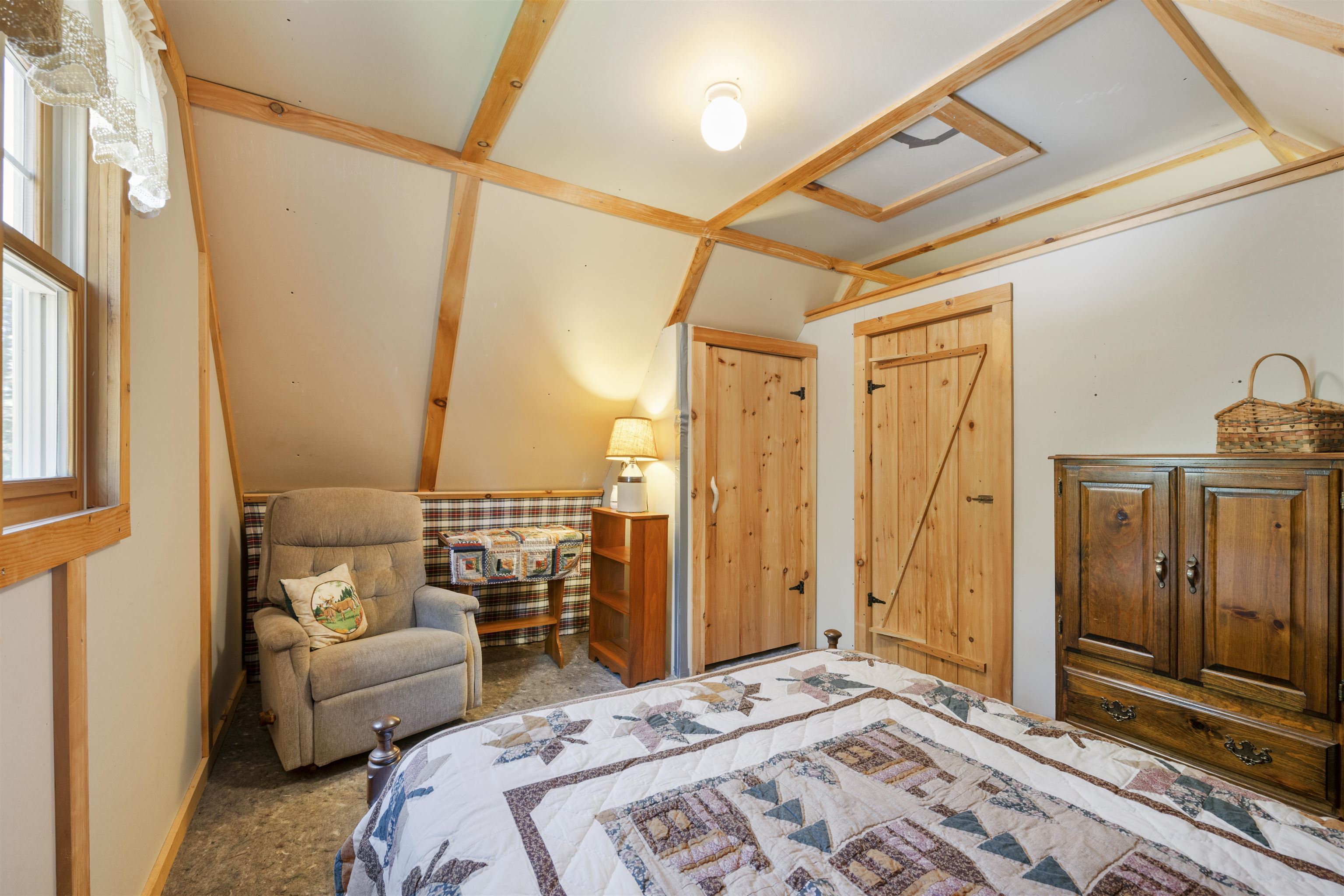 505 Hill Road Pittsburg, NH 03592 - Photo 32 of 49