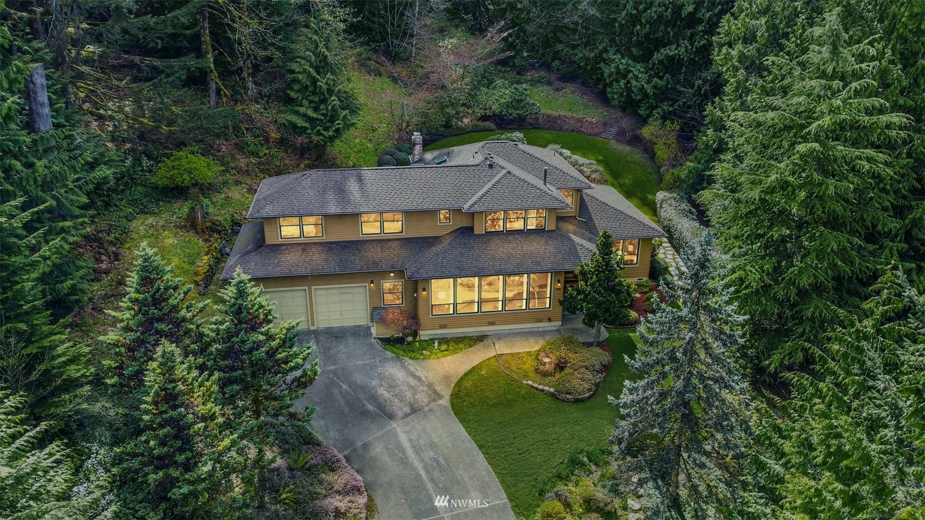 1160 Ridgewood Place Southwest Issaquah, WA 98027 - Photo 1 of 39