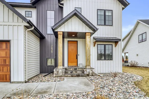 $1,000,000 | 2439 River's Bend Drive East, West Fargo, ND 58078