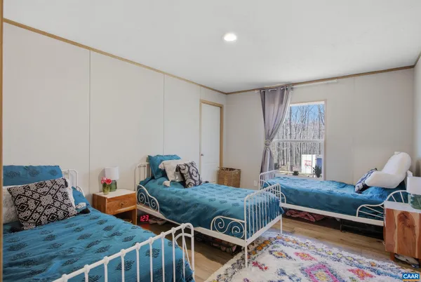 $372,700 | 215 Bunnys Trail, Louisa, VA 23093