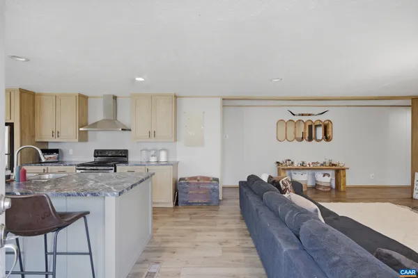 $372,700 | 215 Bunnys Trail, Louisa, VA 23093