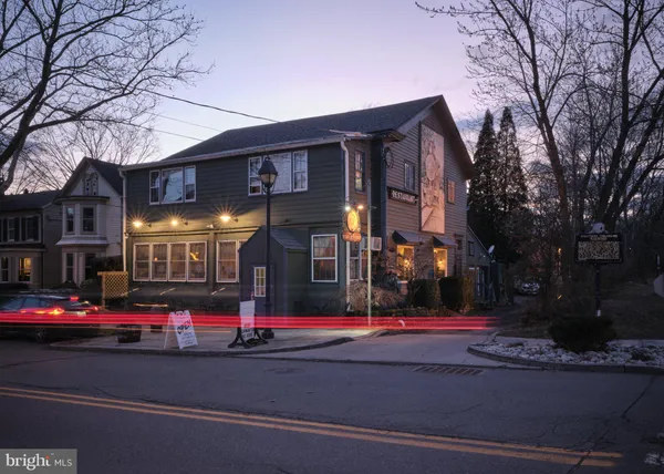 $1,725 | 13 Bridge Street, Unit 2, Stockton, NJ 08559