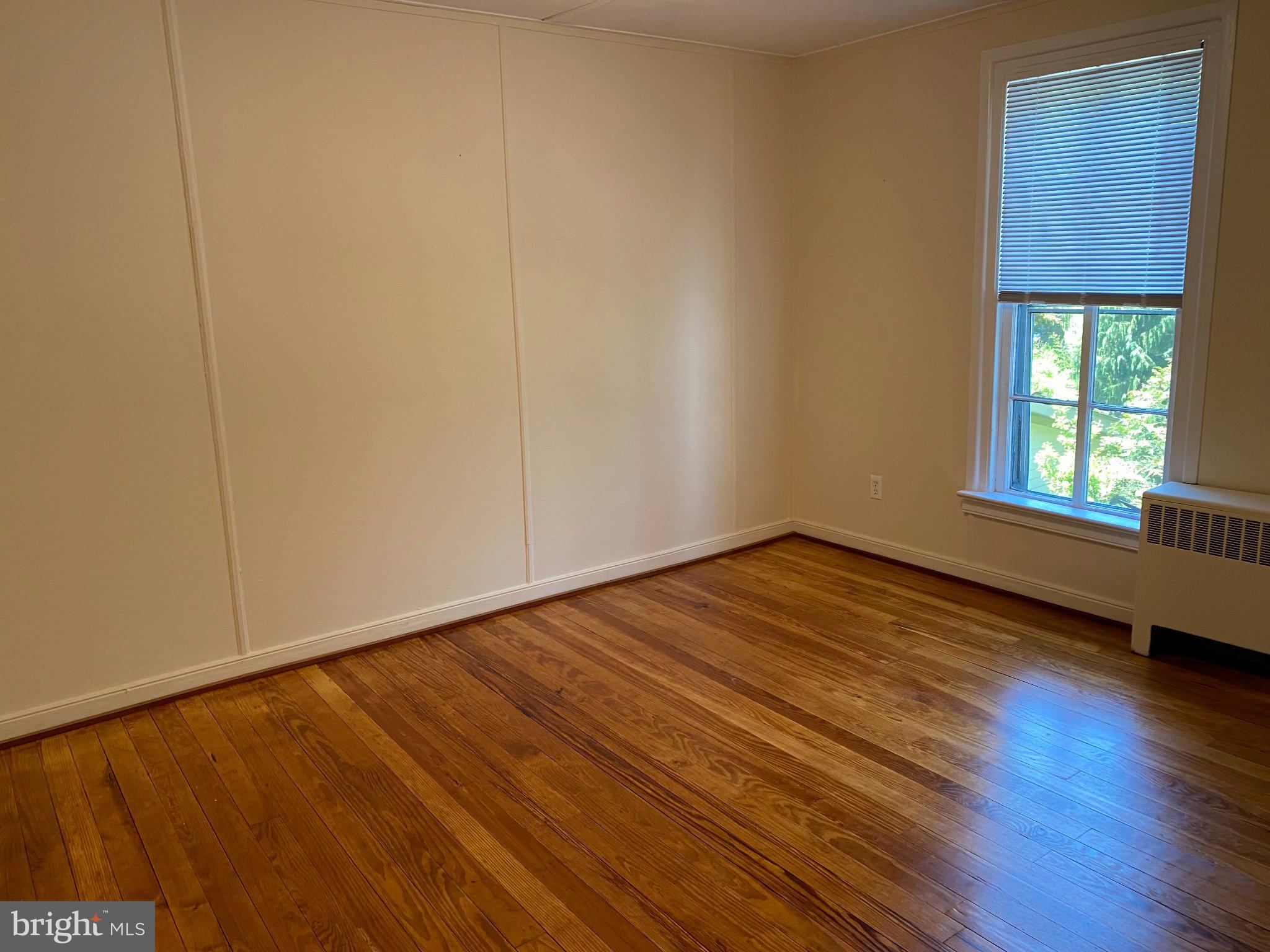13 Bridge Street, Unit 2 Stockton, NJ 08559 - Photo 7 of 7 Bright and airy room with hardwood floors.