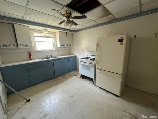 2180 Henry Ruff Road Garden City, MI 48135 - Photo 7 of 11 IMG_8404.jpeg