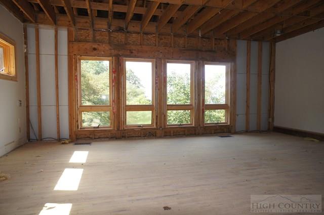 1147 Lynn Hill Road Vilas, NC 28692 - Photo 15 of 36 Gallery Image 15