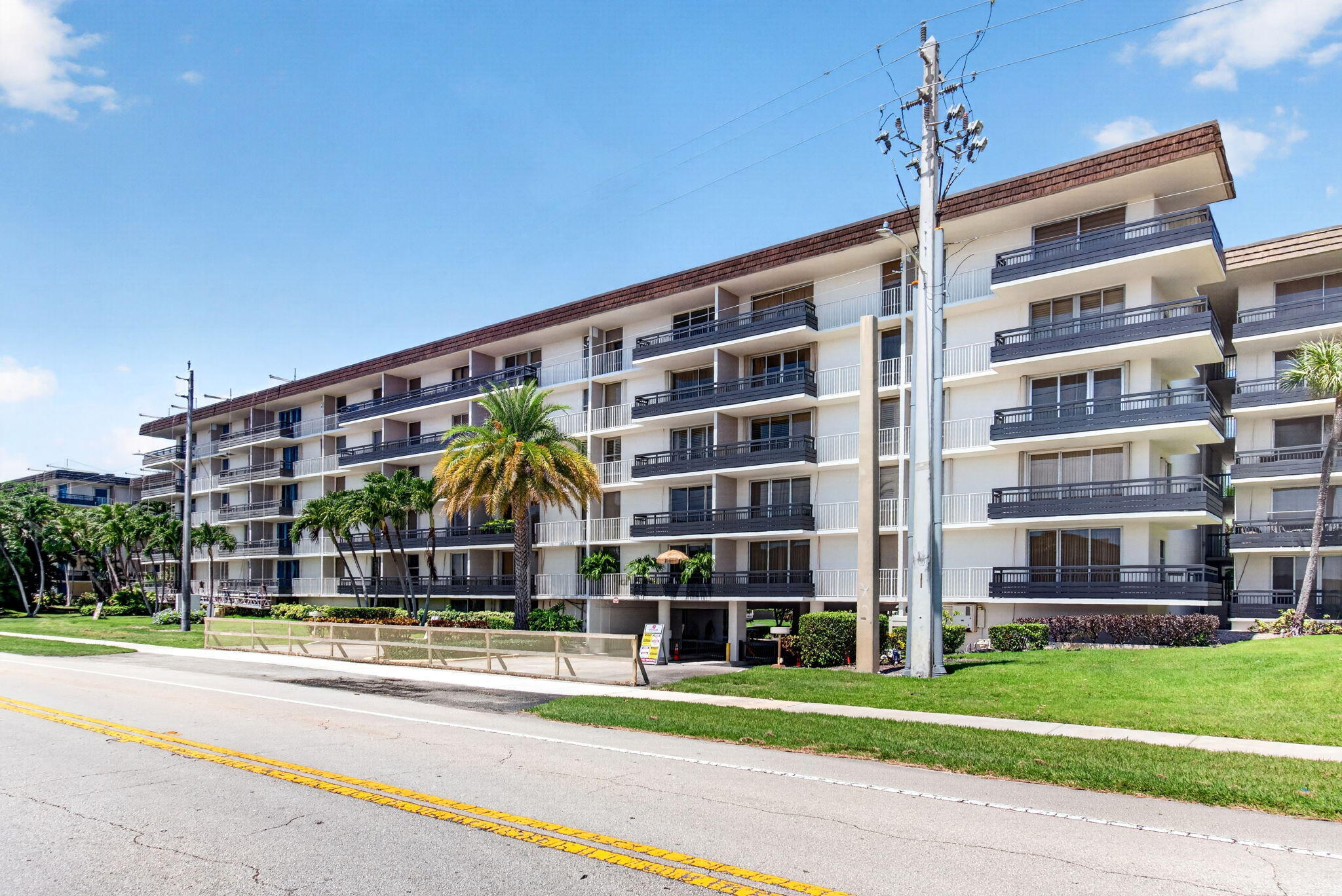 555 Northwest 4th Avenue, Unit 4230 Boca Raton, FL 33432 - Photo 38 of 49 53-web-or-mls-DSC_7785