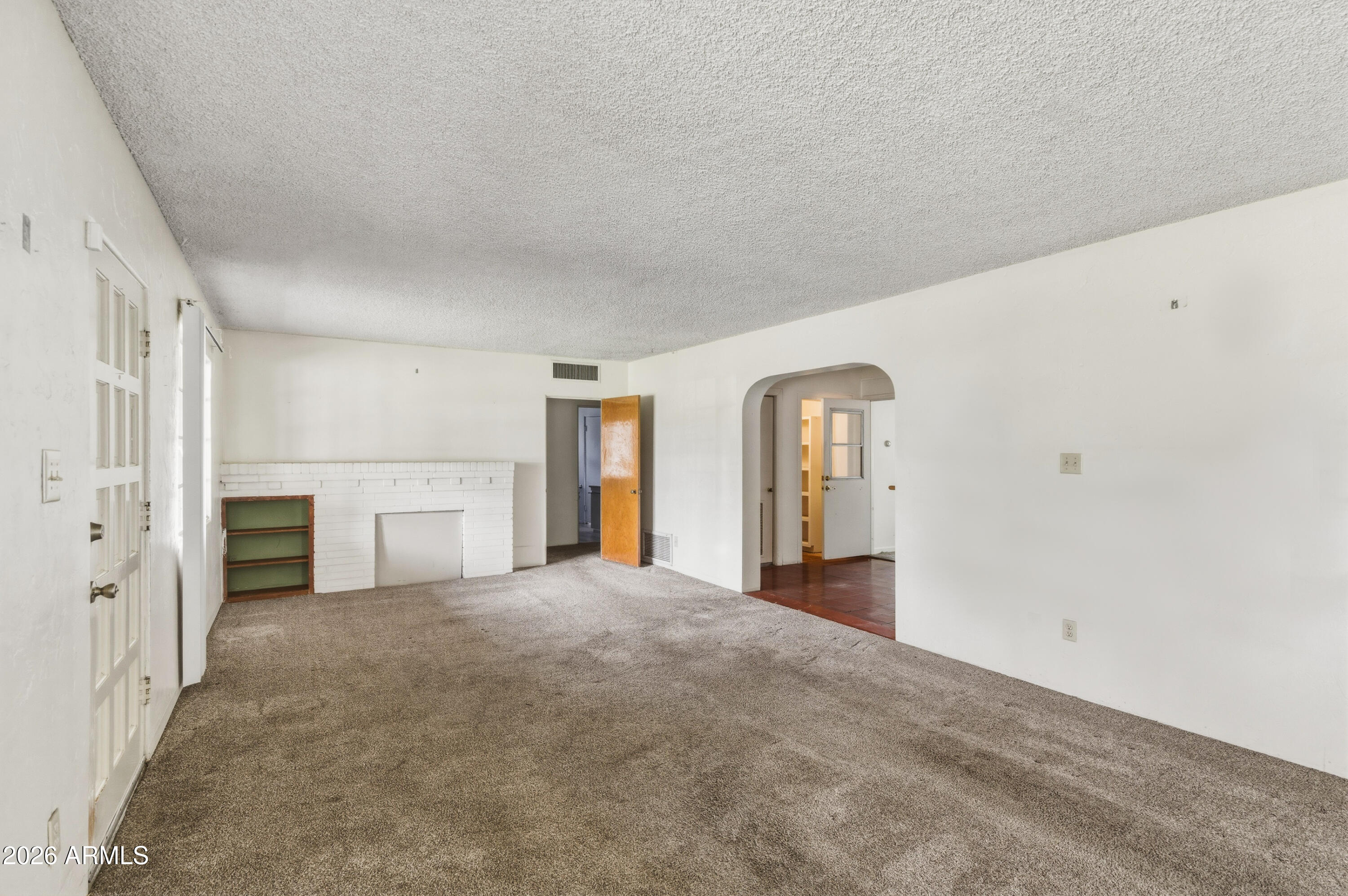 4110 East Monte Vista Road Phoenix, AZ 85008 - Photo 8 of 76 4110 E Monte Vista Rd-200