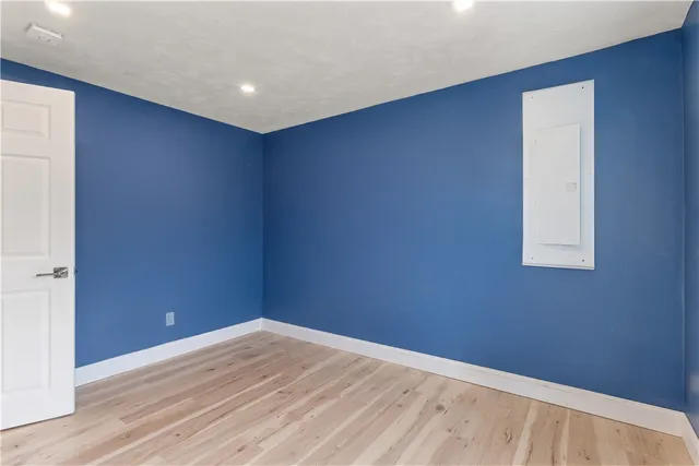 $579,900 | 151 Wethersfield Drive, Warwick, RI 02886