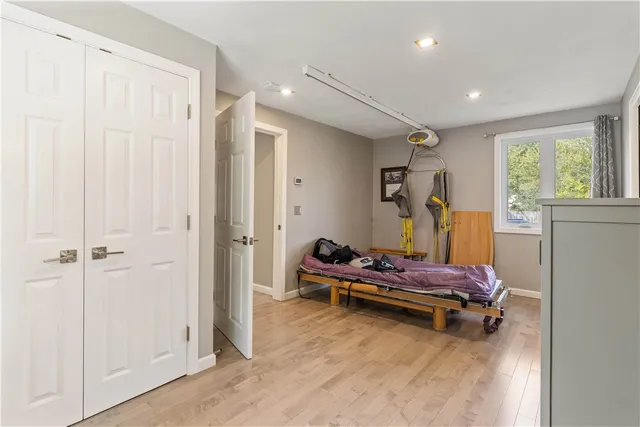 $579,900 | 151 Wethersfield Drive, Warwick, RI 02886