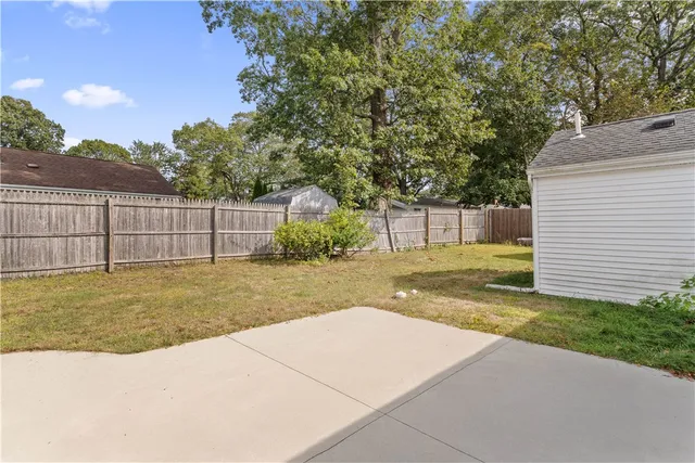 $579,900 | 151 Wethersfield Drive, Warwick, RI 02886