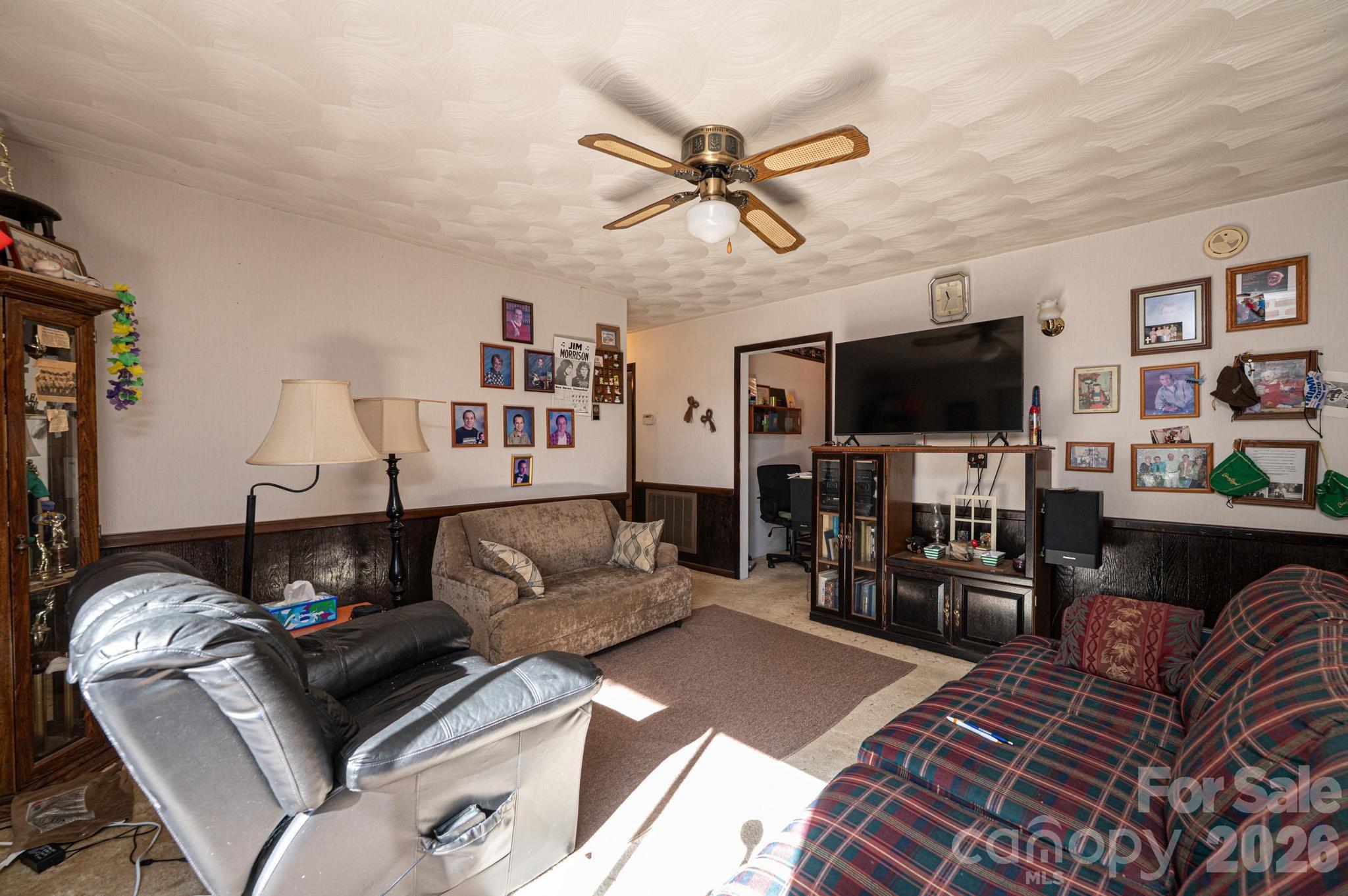 2347 Plainfield Drive Conover, NC 28613 - Photo 22 of 47