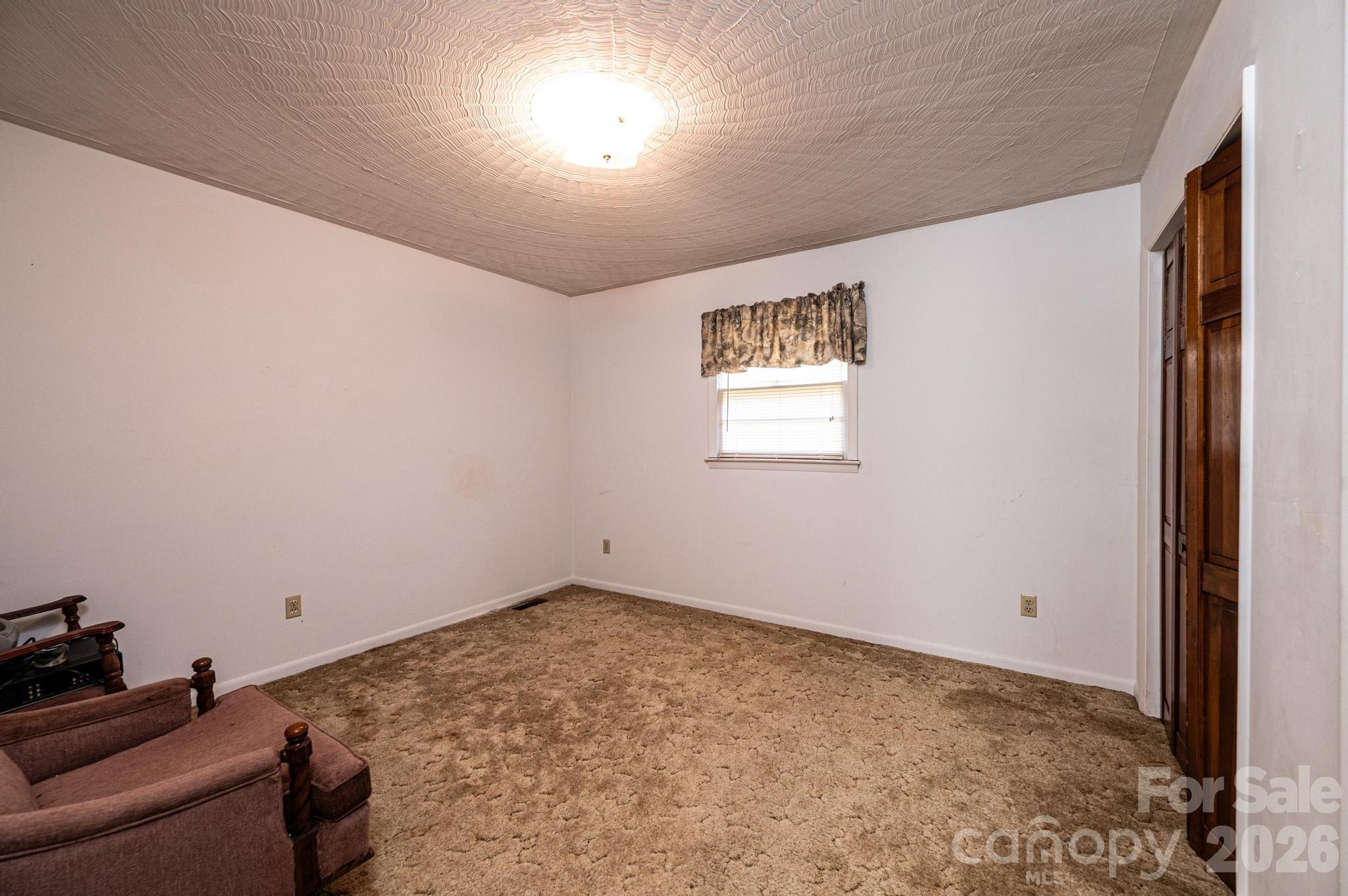 2347 Plainfield Drive Conover, NC 28613 - Photo 25 of 47