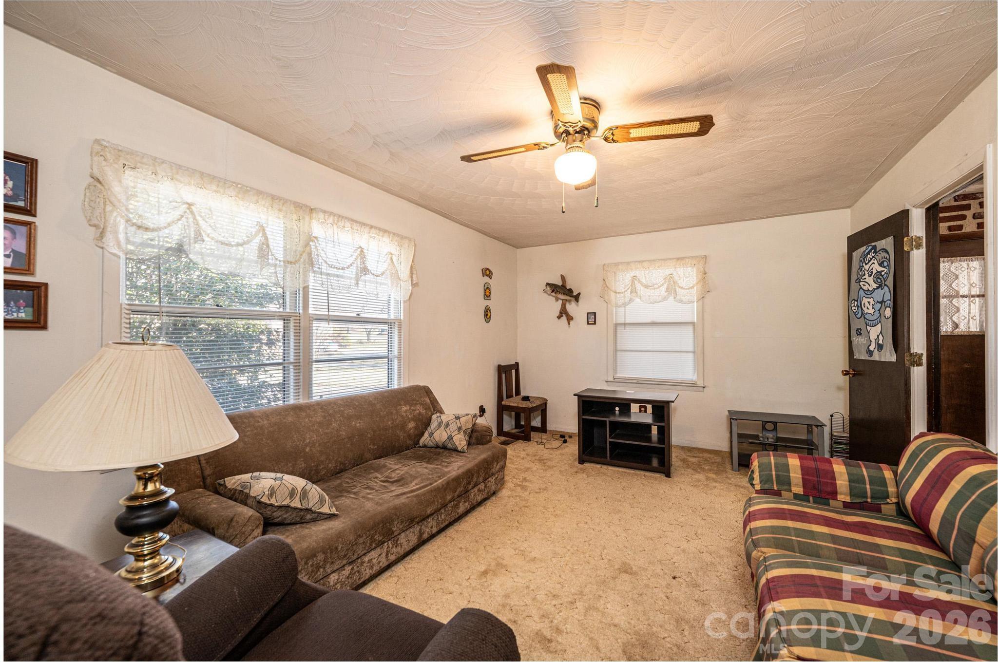 2347 Plainfield Drive Conover, NC 28613 - Photo 32 of 47