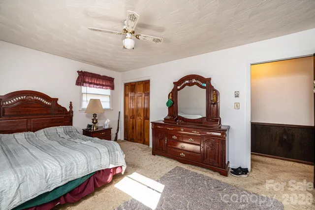 $300,000 | 2347 Plainfield Drive, Conover, NC 28613