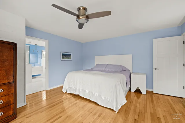 $635,000 | 1 Calais Court, Oakwood Hills, IL 60013