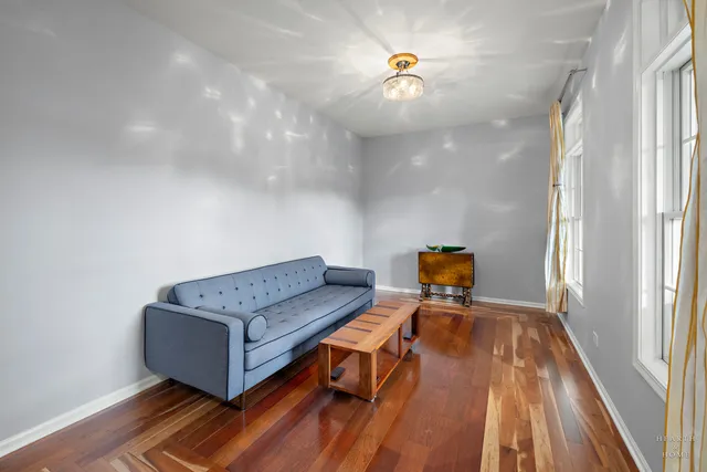 $635,000 | 1 Calais Court, Oakwood Hills, IL 60013