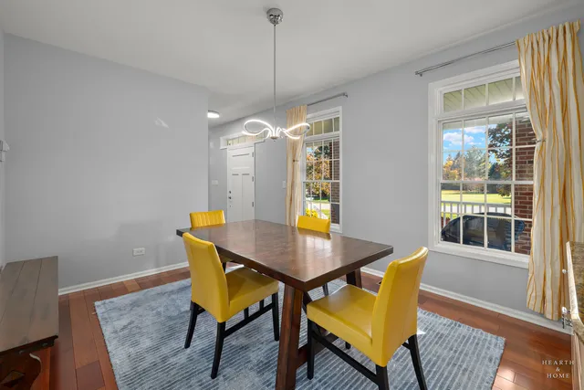 $635,000 | 1 Calais Court, Oakwood Hills, IL 60013