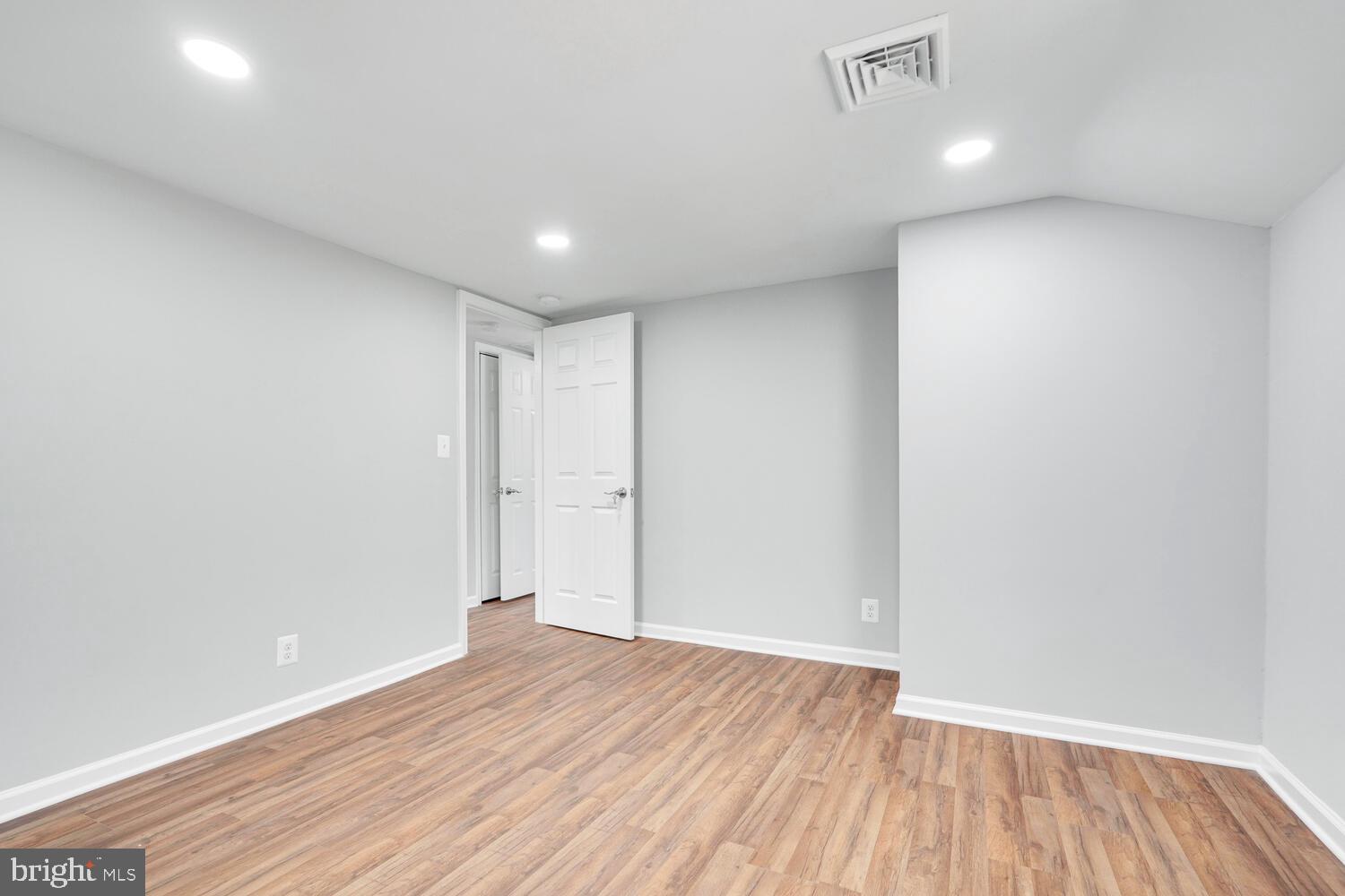 9273 Old Dumfries Road Catlett, VA 20119 - Photo 5 of 52