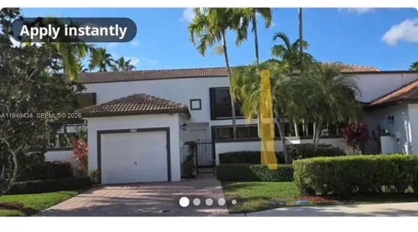 $3,250 | 672 Southwest 158th Terrace, Unit 672, Pembroke Pines, FL 33027